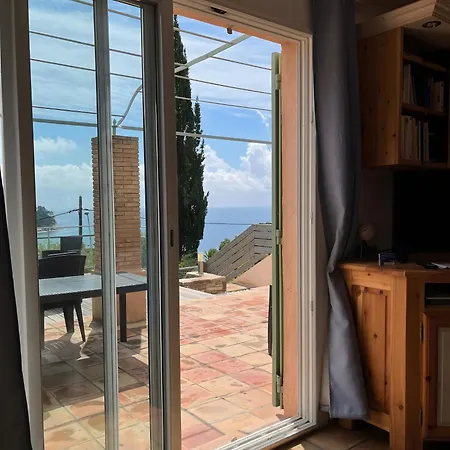 La Dolce Holiday home Rayol-Canadel-sur-Mer