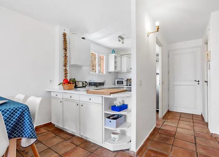 Feriehus La Dolce Le Rayol-Canadel-sur-Mer